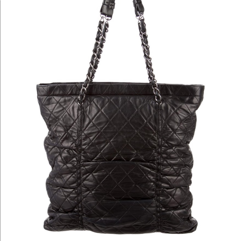 CHANEL Lambskin Leather Sharpei N/S Shopping Tote